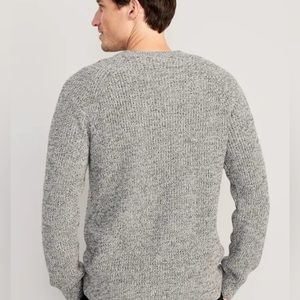 Old Navy Crew Neck Men’s Sweater NWT
